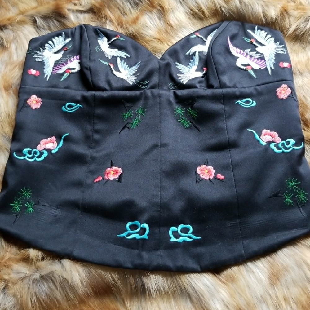 Nicole Miller silk corset top 🌸